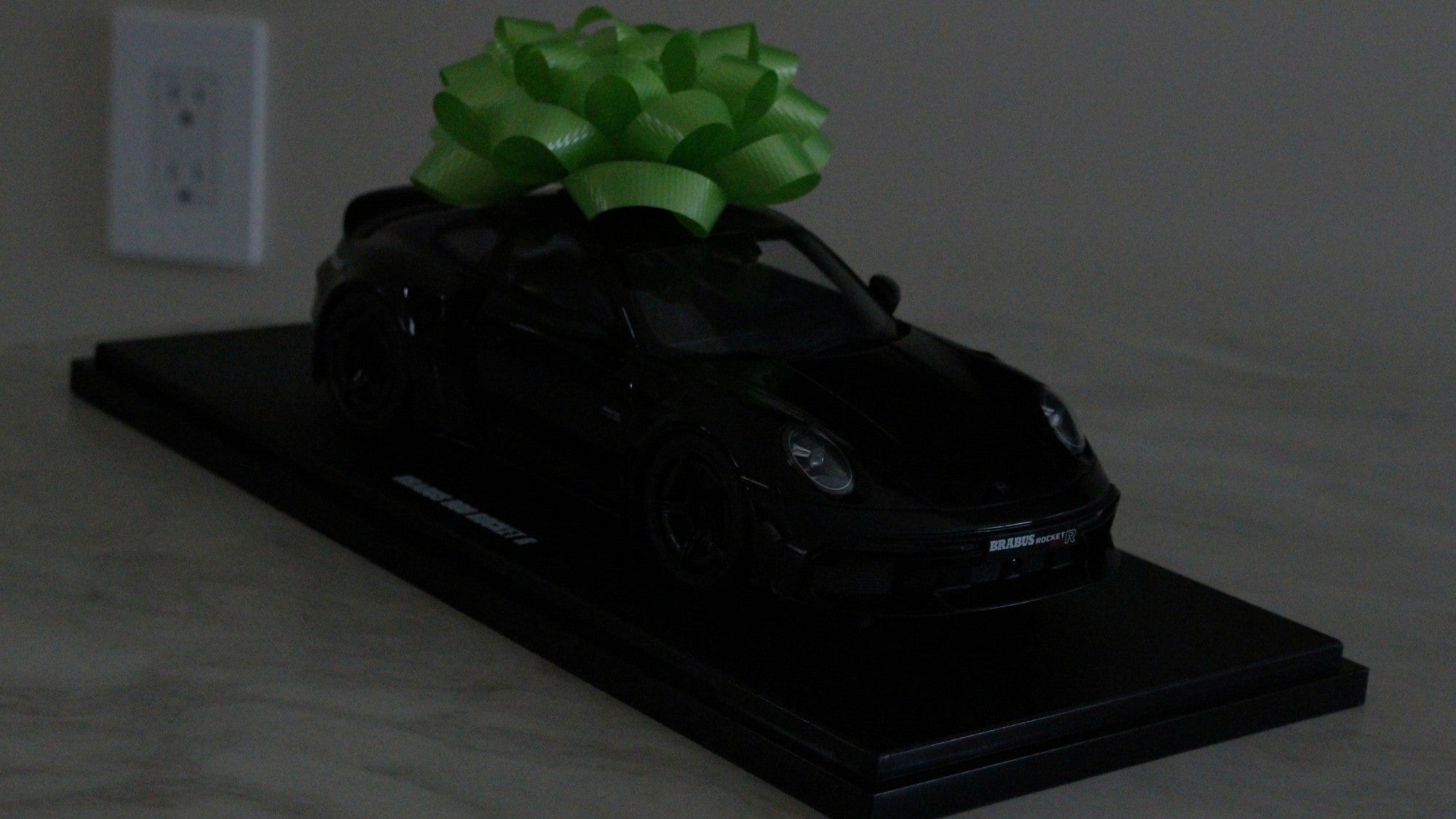 GT Spirit 1:18 Porsche 911 992 Brabus 900 Rocket-R Bluetooth Speaker (LIMITED GT502)